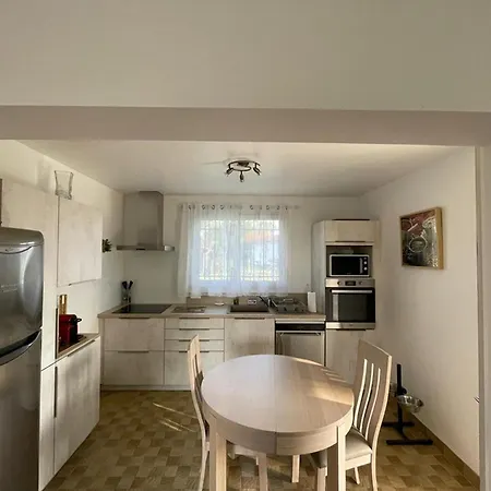 度假居 Maison Familiale Landaise A 350m De La Avec Garage, 4 Et Jardin - Fr-1-413-185 卡布勒通