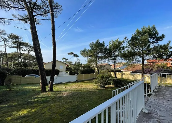 Maison Familiale Landaise A 350m De La Avec Garage, 4 Et Jardin - Fr-1-413-185 * Capbreton