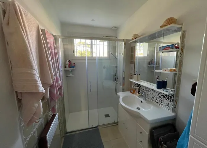 Maison Familiale Landaise A 350m De La Avec Garage, 4 Et Jardin - Fr-1-413-185 Capbreton